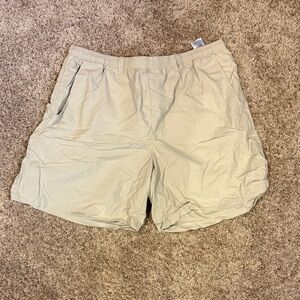 Columbia Men's Light Tan Athletic Shorts